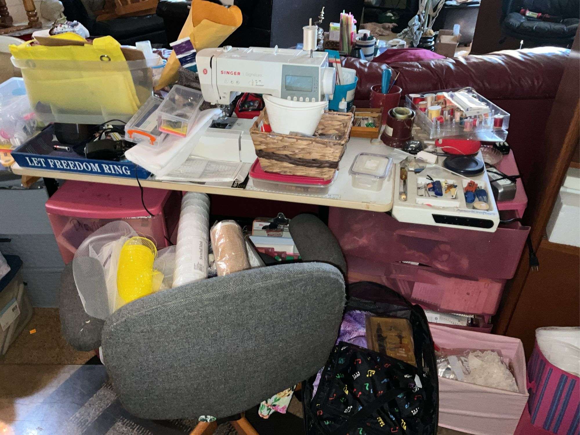 LARGE LOT OF SEWING SUPPLIES INCL. SINGER MACHINE, TABLE, OFFICE CHAIR