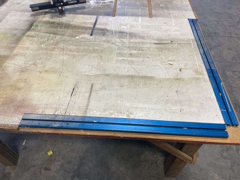 Shop Fox W1677 10" left tilting cabinet saw - works