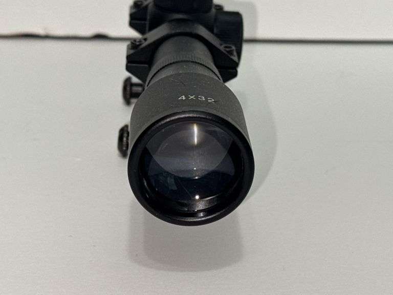 4x32 Black Hunting Scope