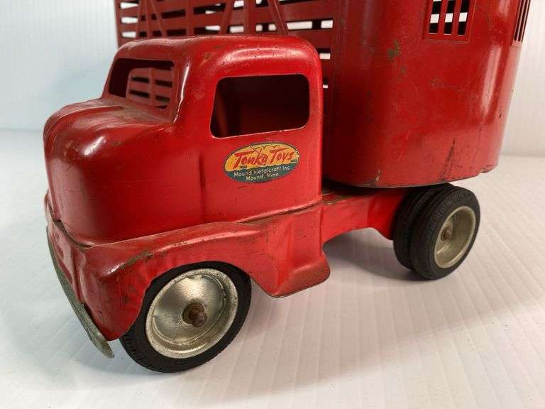 1950s Tonka Livestock Tractor Trailer