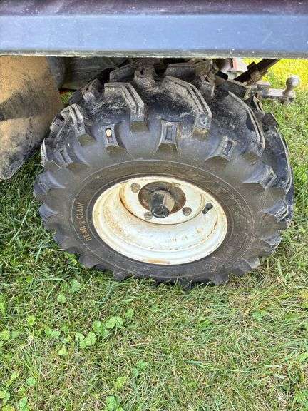 Kawasaki 2510 Mule ,4x4 , Electric Dump Bed , Has 2 Removable Doors , Good Tires ,