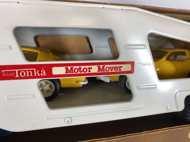 Tonka Car Carrier with 2 Cars