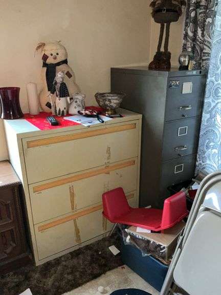 PAIR OF METAL CABINETS AND CONTENTS