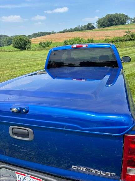 2003 Chevrolet 1500 Extended cab , 4x4 , Leather Interior, Good Running Truck