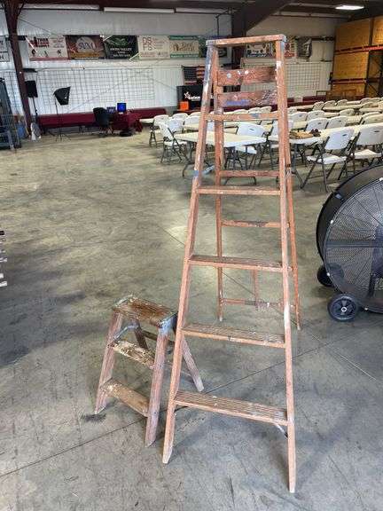 (2) wooden ladders - 66" and 22" tall