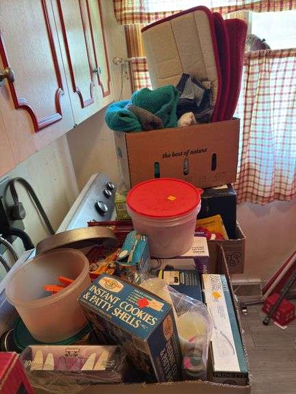 COUNTER ITEMS INCL. SODA-STREAM MACHINE AND BOTTLES, KITCHEN SUPPLIES, LAUNDRY DETERGENT AND MORE