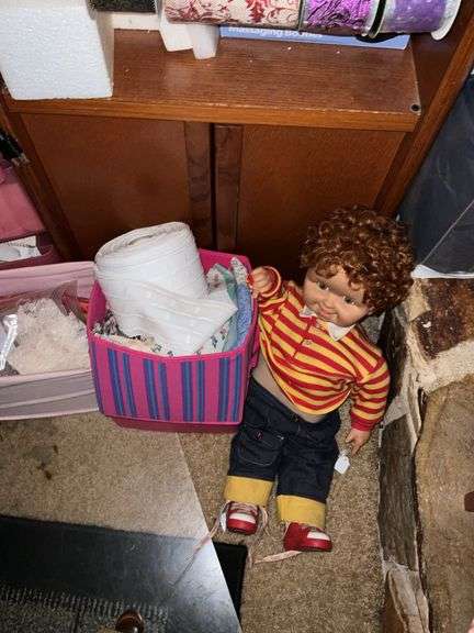 CABINET WITH CONTENTS OF CRAFT SUPPLIES AND DOLL