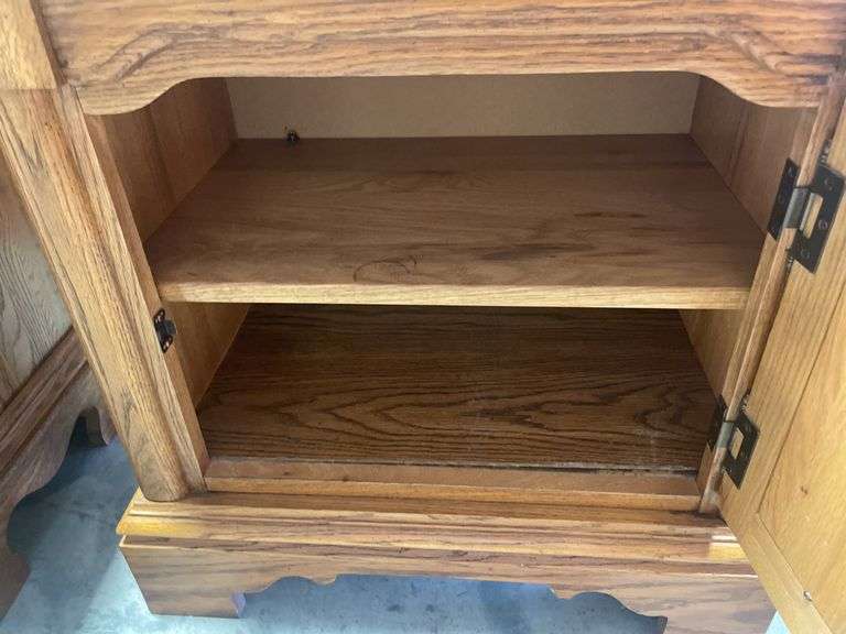 (2) matching wooden night stands
