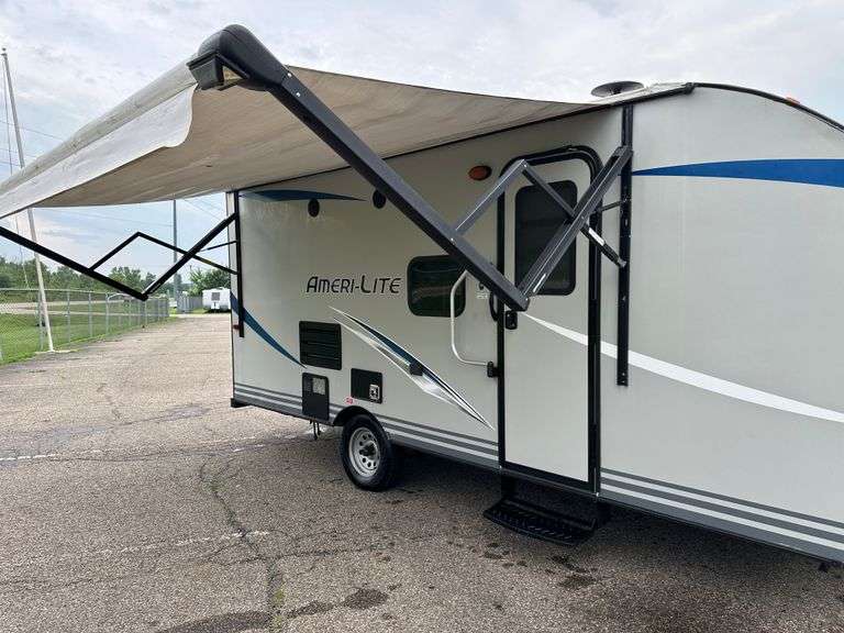 2019 Gulf Stream M-199DD Ameri-Lite Super Lite