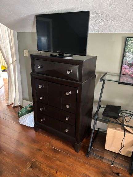 Contents of Live Auction