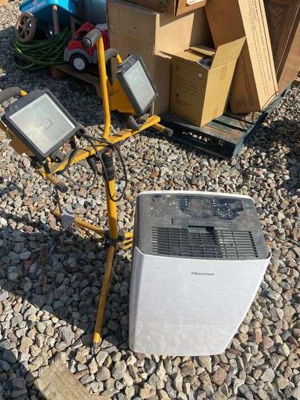 Hisense dehumifier & work light