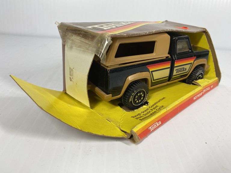 1979 Tonka Hot Pick Up with Cycle #1387
