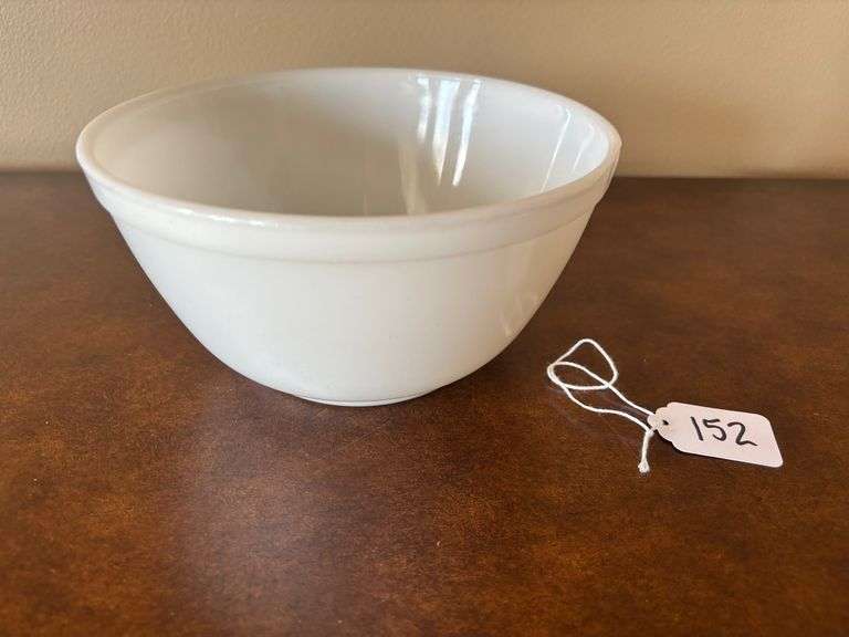 Pyrex Opal White Bowl