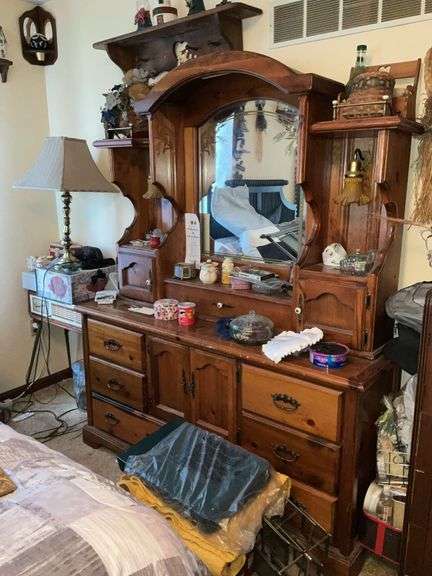 DRESSER WITH MIRROR AND CONTENTS