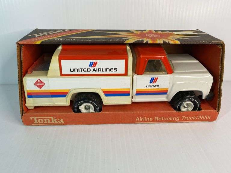 1982 United Airlines Airline Refueling Truck #2535