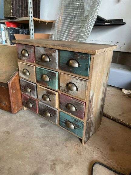 VINTAGE BREAD BOX AND DECOR ORGANIZER