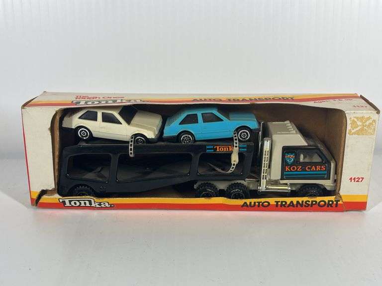1987 Tonka Auto Transport #1127 with 2 Vehicles