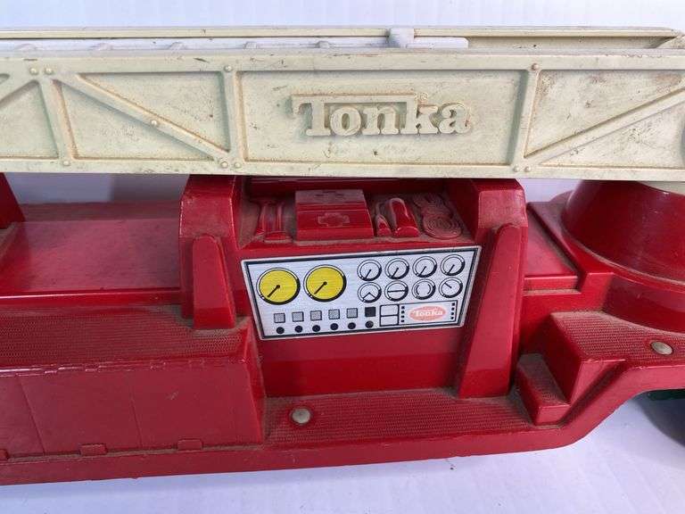Tonka Fire Engine Ladder Truck