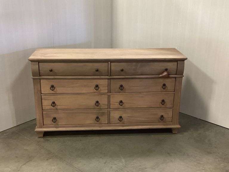 URBAN Dresser