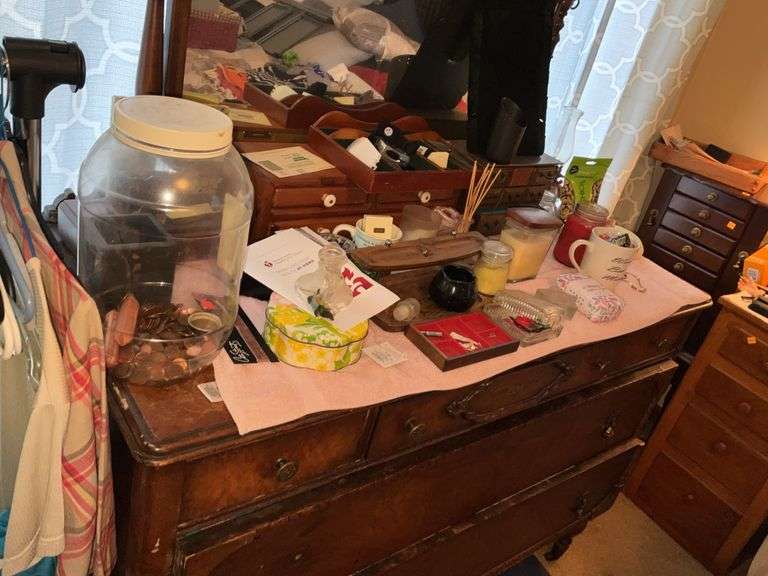 DRESSER WITH MIRROR AND ALL CONTENTS