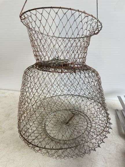 Fish basket and grilling utensils