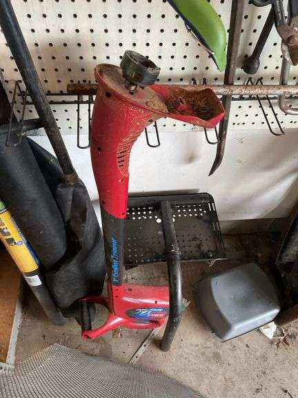 TOOL CONTENTS OF WALL