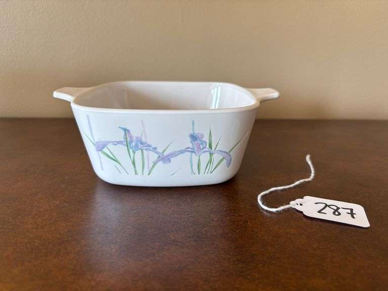 CorningWare Shadow Iris A-3-B Casserole Dish