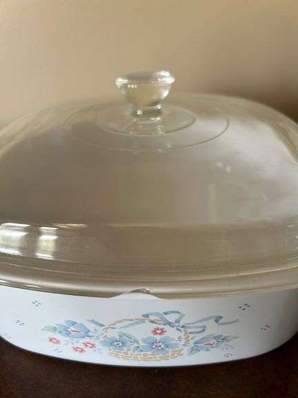 CorningWare Country Cornflower A-2-B Casserole Dish with Lid