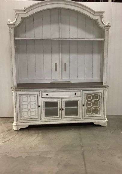 LIBERTY Entertainment Center