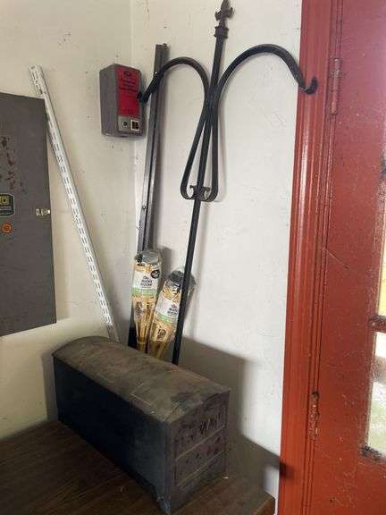 MAILBOX, PLANT HANGER, TIKI TORCHES
