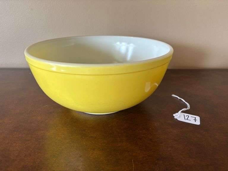 Yellow Pyrex Bowl