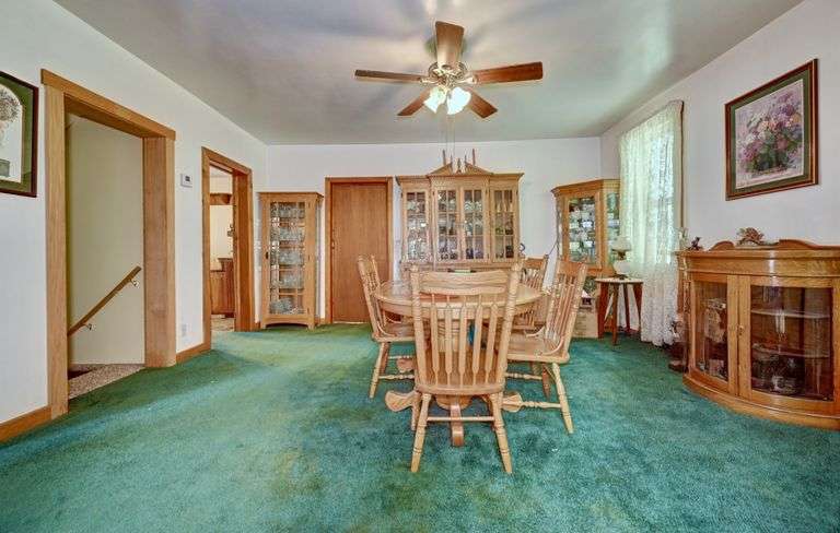 Absolute Home & Outbuildings on 3.75 Acres