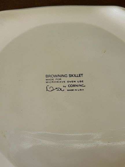 CorningWare Blue Filligree Browning Skillet with Lid