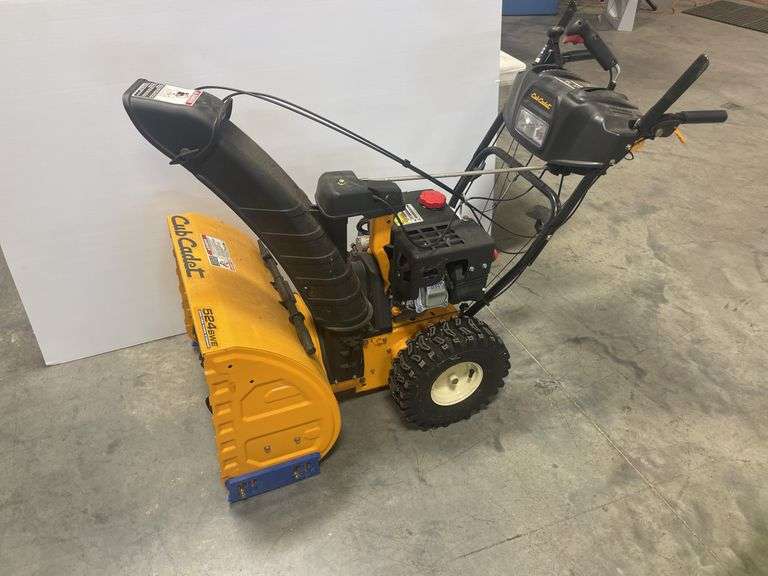 Cub Cadet 524SWE zero-turn snowblower - runs great