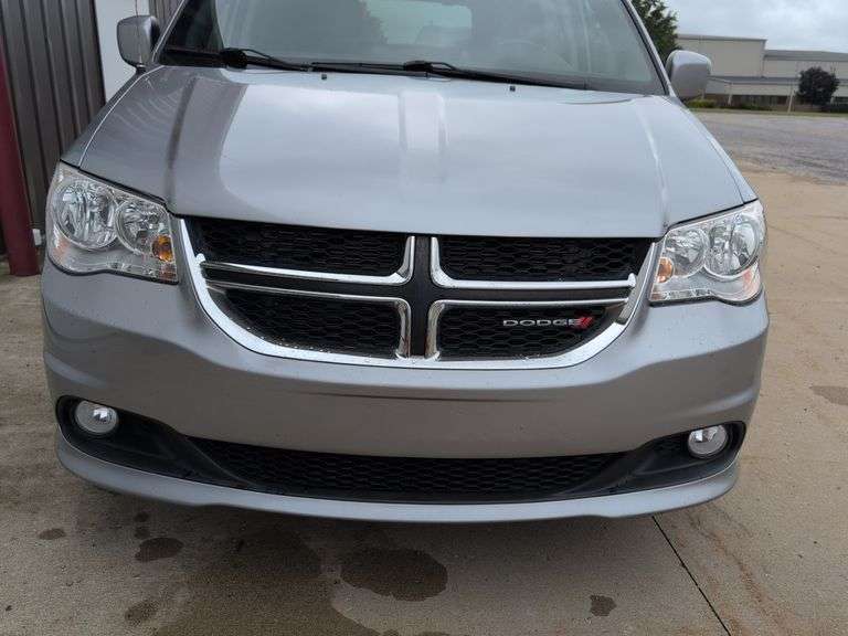2019 Dodge Grand Caravan -Handicap Accesssible - showing 57,646 miles