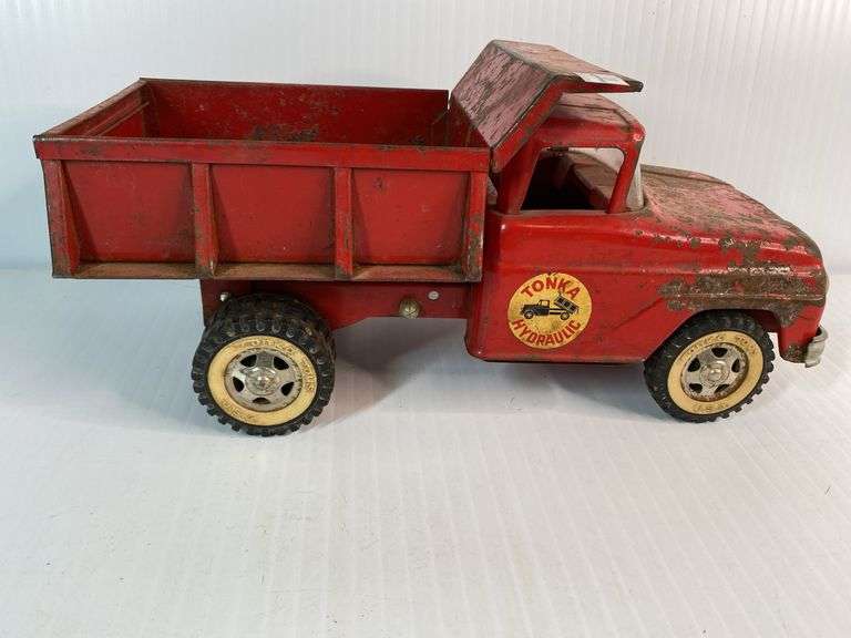 1960s Tonka Hydraulic Dump Truck