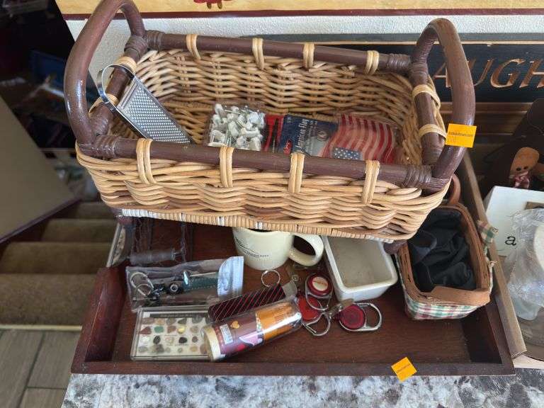 ALL CONTENTS ON TOP OF COUNTER (PICTURED)