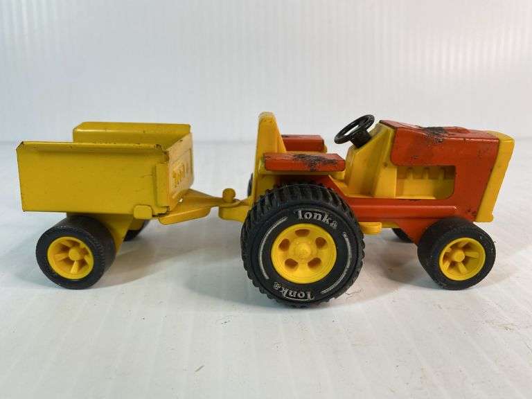 1970s Tonka Lawn Tractor & Trailer