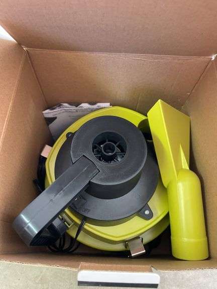 WESCO ELECTRIC HAND SANDER AND SMALL PORTABLE VAC