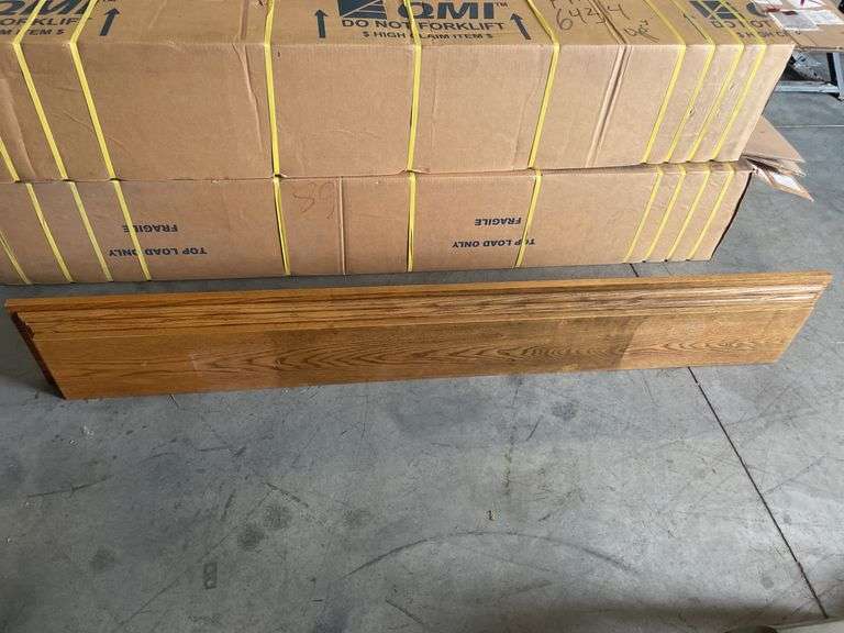 Wooden mantle - 6' long