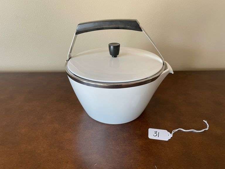 Corning Ware Cookmates Teakettle 1 3/4 Qt. TK2 Model.