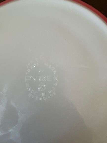 Flamingo Pink Pyrex Pie Plate