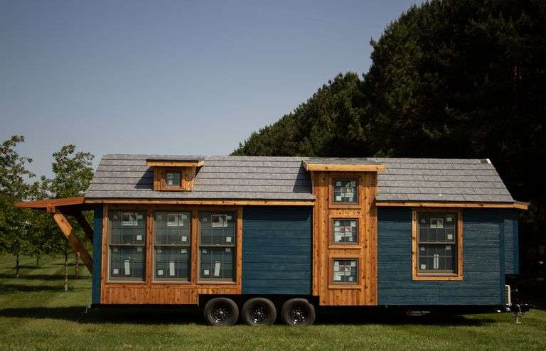 Mini Home on Wheels From R...