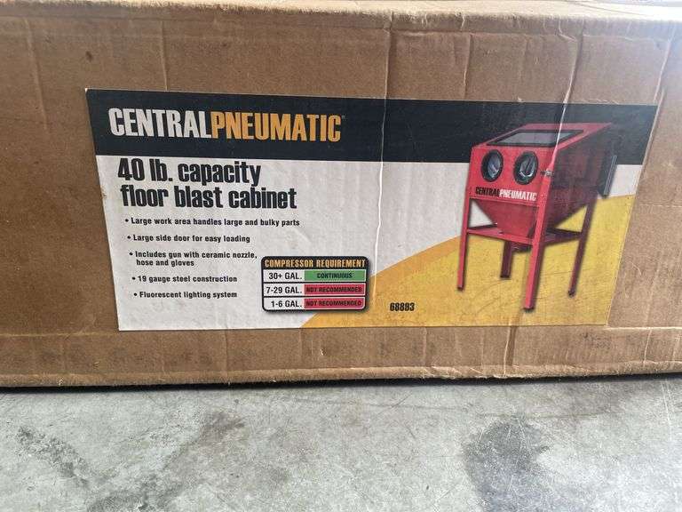 Central Pneumatic floor blast cabinet - 40 lb capacity - new in box