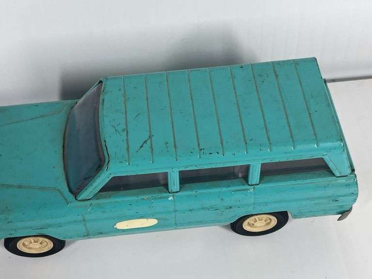 1960s/70s Tonka Jeep Wagoneer
