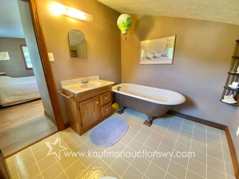 97.89 +/- Acres | 3 Bedroom, 2 Bath Home
