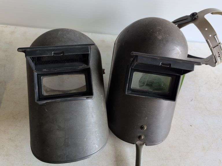 (4) welding masks and face shields - (3) Jackson and (1) Fibre-Metal