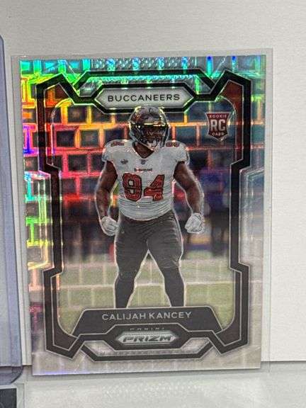 Assortment of Elite NFL Defensive Players Sports Cards