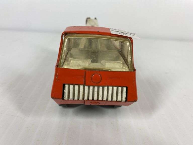 Tonka Mini Towtruck