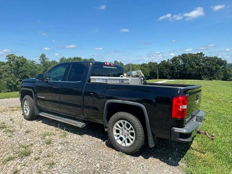 2016 GMC Sierra Z71 1500 , 4x4 , Crew Cab ,